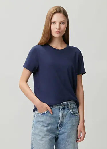 Apoly T-shirt